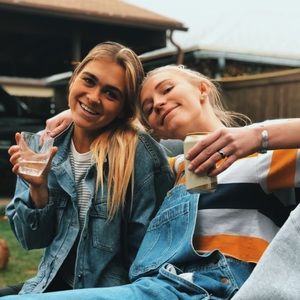 Meet your Posher, Lucy